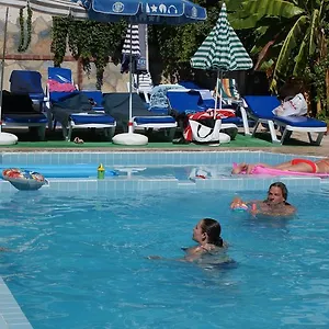 city-hotel-kusadasi.aegeanhotels.net/